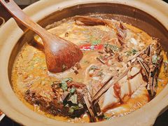 柴火稻草鱼-吃饭皇帝大(长宁龙之梦店)