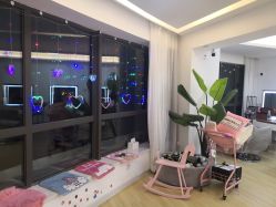 -E.L.K造型momopark店