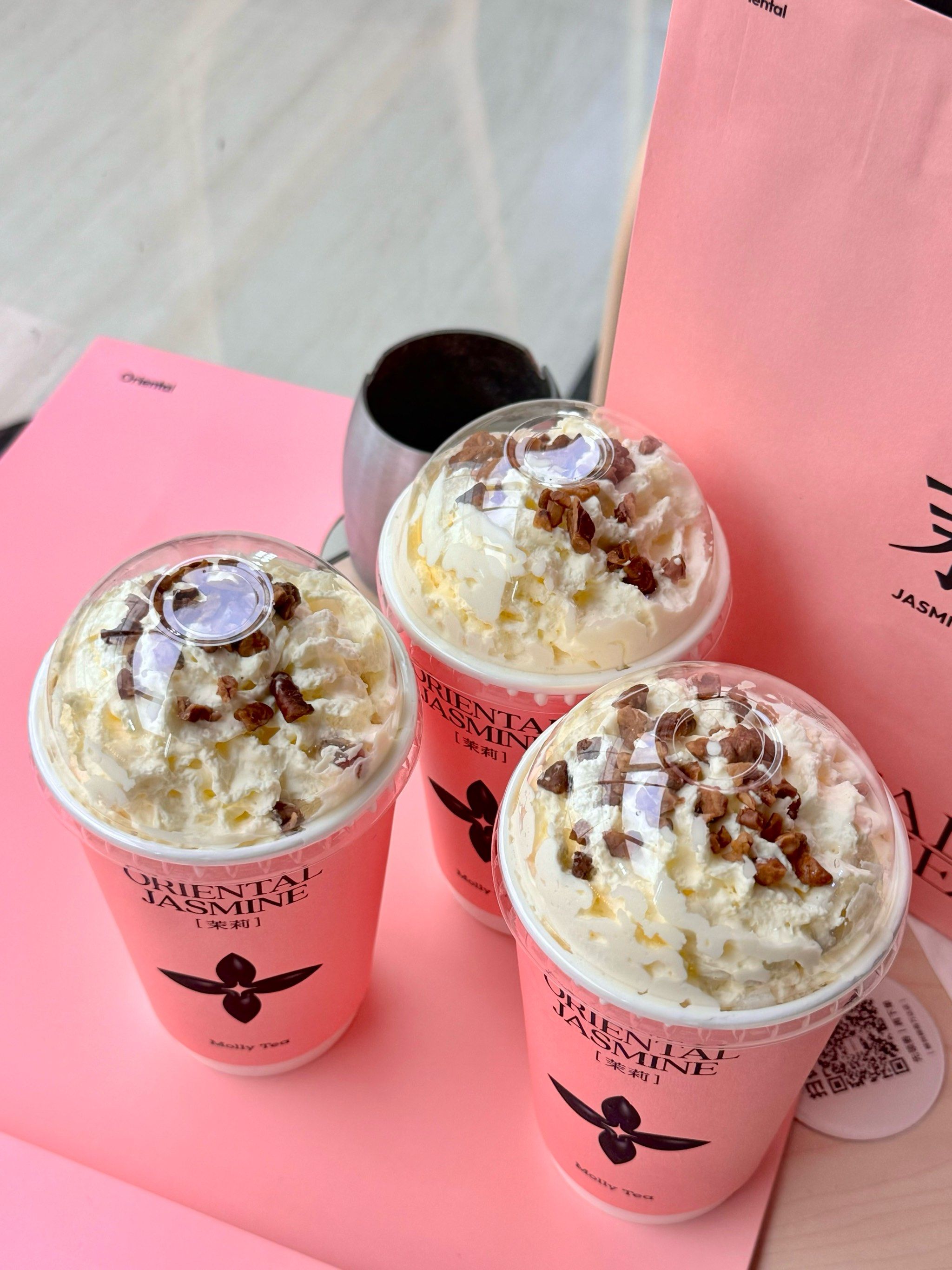 关于一天喝三杯的粉嫩奶茶