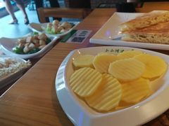-小小河边鱼(天润城店)