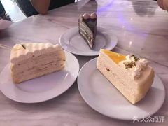 -Nadeje(Plaza Mahkota)