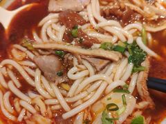 -鑫花溪牛肉米粉(印象水街都心荟店)