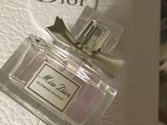 -Dior迪奥(上海世茂广场店)
