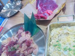 -青瓦餐厅·生鱼片·韩园烤肉(西塔店)