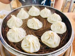 -清真老铁家灌汤包