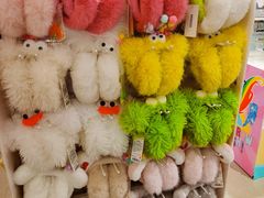 -名创优品(北京新中关购物中心地铁层店)