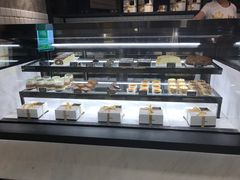 面包甜点陈列柜-Awfully Chocolate(嘉里城店)