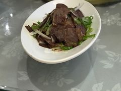 -品悦酒店(三林古镇店)
