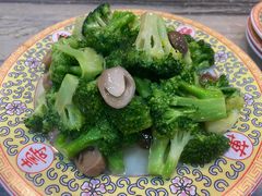 西兰花扒草菇-砂锅居(西四店)