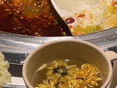 -老房老舍重庆火锅(假日城市店)