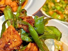 -阿瓦山寨·湘菜现炒·剁椒鱼头王(咸阳总店)