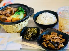 -东方既白(上海浦东国际机场)