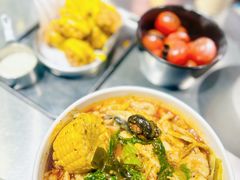 -W COLLECTIVE  DESSERT SHOP
