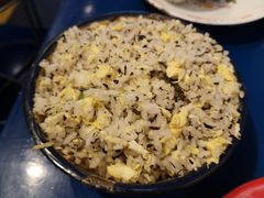 -马路边边 传媒大学店