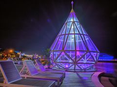 -北戴河碧螺塔海上酒吧公园