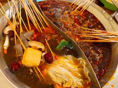 -拈签一笑黄牛肉辣卤串串