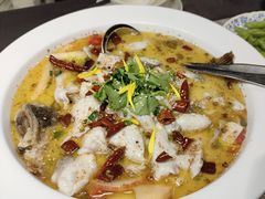 -花溪雨·森林餐厅(石基店)