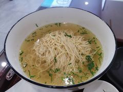 -百年老字号·观振兴蟹黄面·三虾面·苏式面(观前街富仁坊巷店)