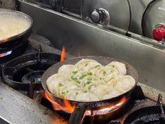 -无名氏宵夜小摊(祝家三姐妹馄饨店)