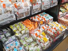 -良品铺子(五角场万达店)