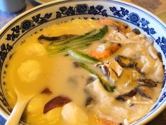 极品鱼头皇-山外山菜馆(玉泉路店)