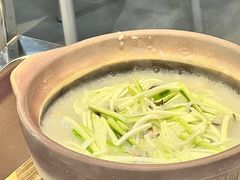 -明本湛江鸡•海鲜小厨(陈家祠店)