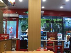 -塔斯汀中国汉堡(白云京溪地铁站店)