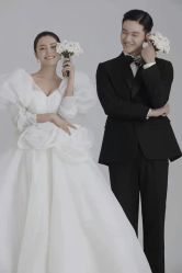 -施华洛婚纱摄影会所(范阳中路店)