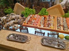 -大中华希尔顿酒店-念自助餐·嗨啤·小龙虾