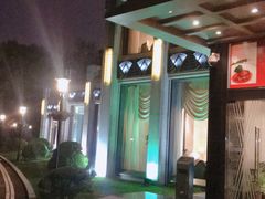 -御花园·粤菜·海鲜火锅(中山公园店)