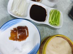 -六和聚传统烤鸭.天津菜(和平店)