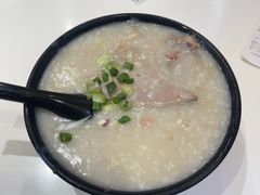 -大师傅粥品(埃华街)