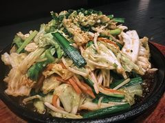 牛肠炒蔬菜-九州酒场ひこぞう(2号店)