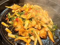 -滋滋烤肉(解放路创客店)