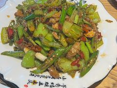 小炒大肠-牛八宝桂林米粉(八里庄店)