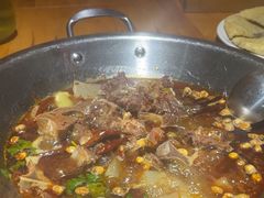 -大众跷脚牛肉馆·非遗传承单位(峨眉山店)