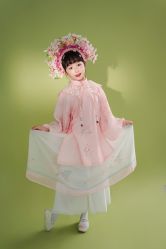 -米兰贝贝·高端儿童摄影旗舰店