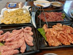 -韩风烤牛肉冷面店