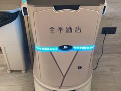 -全季酒店(上海金桥路地铁站店)