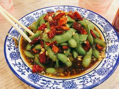 绝味毛豆-江城燕子大排档(江汉路步行街店)