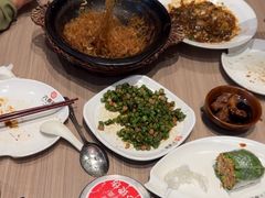 -六泰居·尔滨地标·东北菜(泰山路店)
