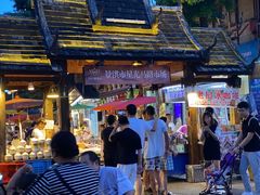 -东南亚风情赶摆街夜市