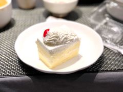 鲜奶小方蛋糕-红宝石·鲜奶小方·海派西点房(南丹店)