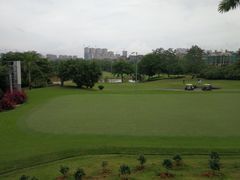 -南宁青秀山国际高尔夫球会停车地面停车场