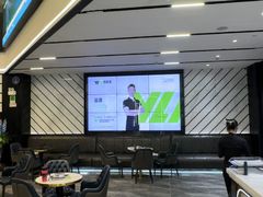 -悦莱美游泳健身(珠江新城花城汇店)