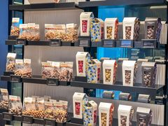 -Laderach 莱德拉(上海环贸iapm店)