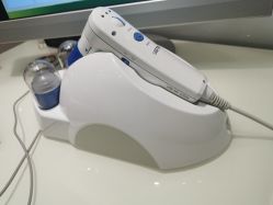 -LESSMORE科技头皮理容中心