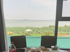 -七的湖·晚芳亭·阳澄湖农家菜·大闸蟹(莲花岛店)
