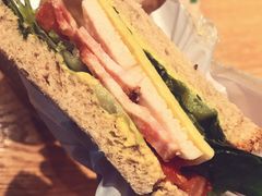 -星巴克(深圳北站B5检票口)