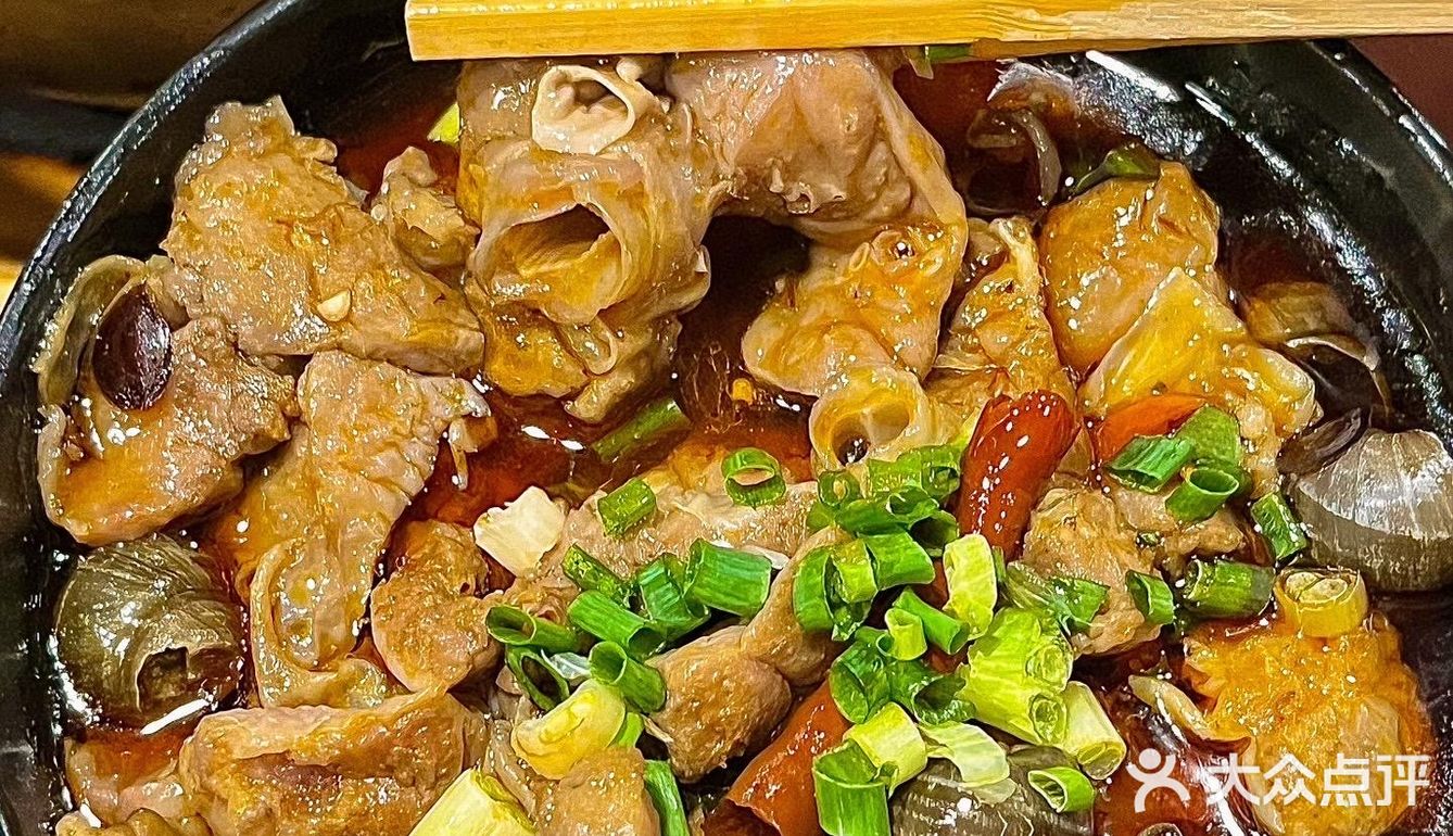 什么鸭脚煲啊!!让我一周去三次!!. 田螺鸭脚煲有多好吃